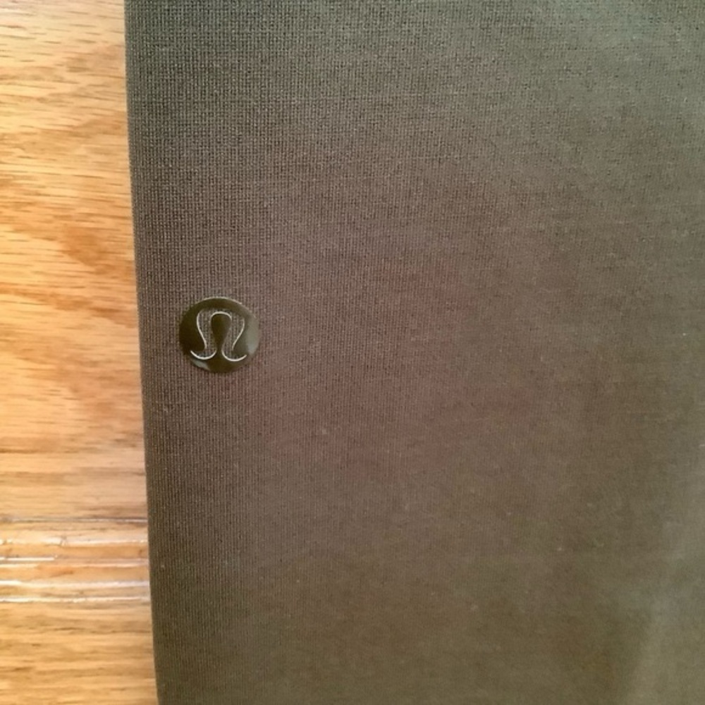 LULULEMON City Trek Trouser in Military Green Ponte Size 6 - Picture 7 of 9